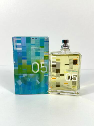 ESCENTRIC  05  EDT MOLECULE 