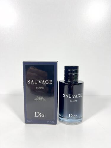 SAUVAGE EAU FORTE PARFUM